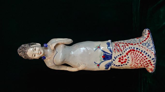 Yun Xie Lady in light blue